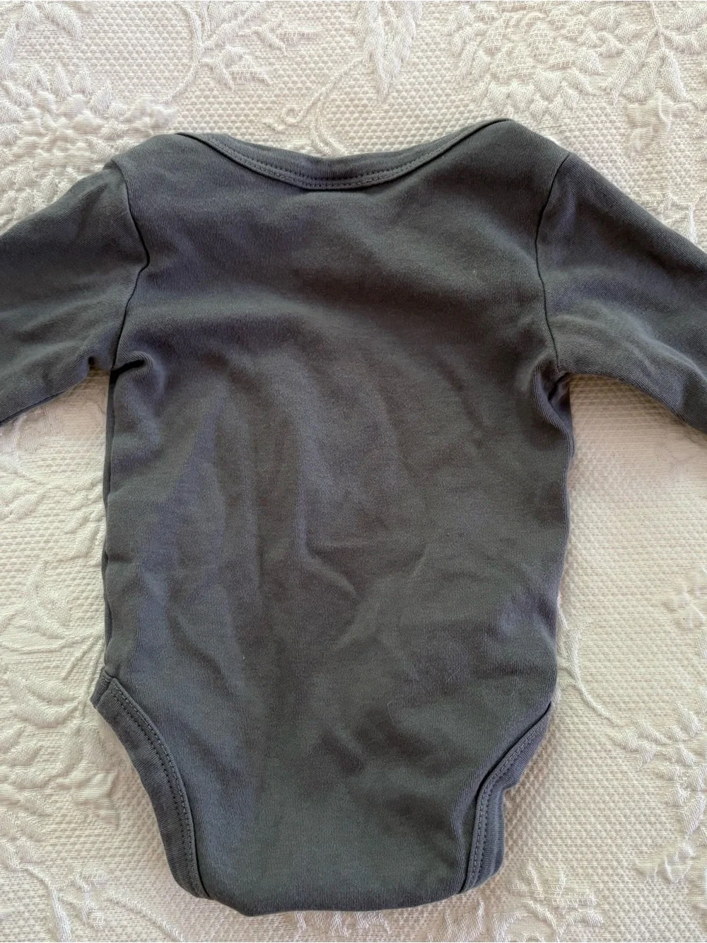 5 Bodysuits, Colored Organics, 0-3m - Picture 9 of 12